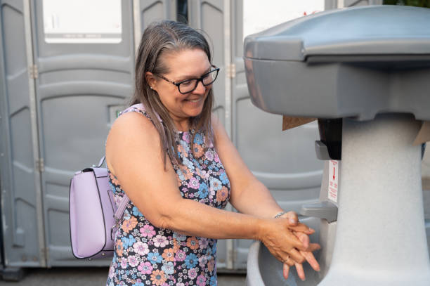 Portable Toilet Options We Offer in Berkshire Lakes, FL